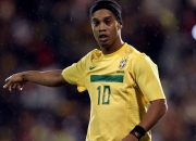 PG平台-从基辅到雅典，阿拉巴在欧战焦点战中证明自己的唯一性