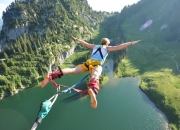 PG电子官方-国王横扫火箭，保罗点燃赛场，谱写老将传奇