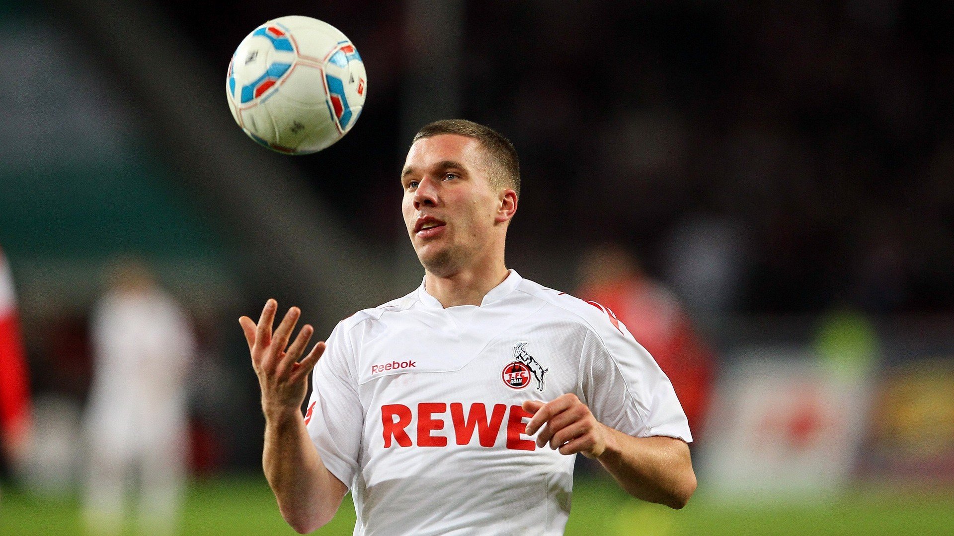 当足球战术遇见F1赛道，加纳式压制与卡马文加的街道赛哲学